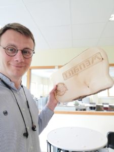 7b8293b9-e371-4750-9ab6-e15a39282bdf